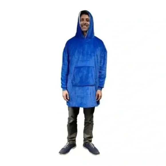 Huggle Hoodie AS SEEN ON TV ( ORIGINAL ) ultra-plush, oversized blanket hoodie. - Picture 7 of 8